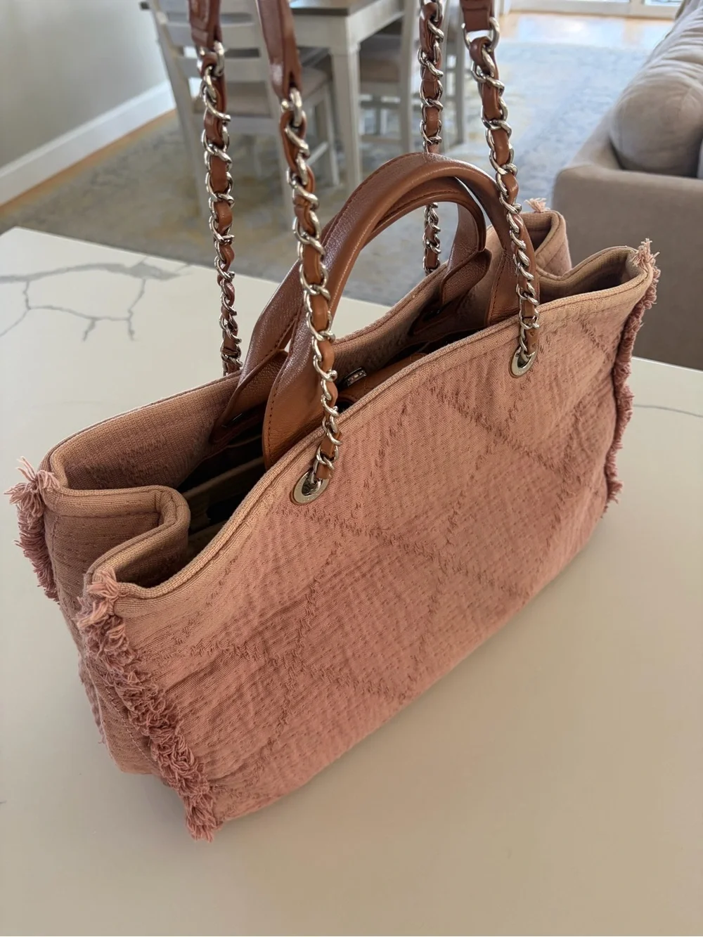 CHANEL gorgeous authentic